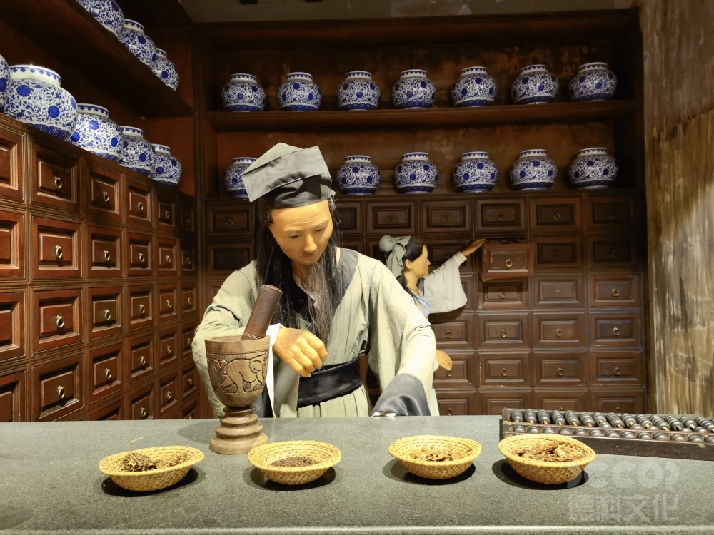 復(fù)古文化館展館裝修如何選擇合適的復(fù)古風(fēng)格畫框？